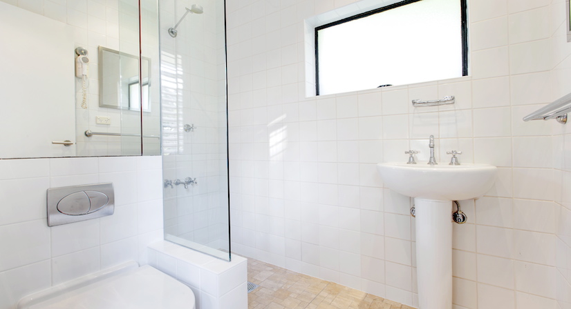 1 Ballantyne - Bathroom.jpg